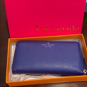 Authentic Kate Spade Wallet ♠️